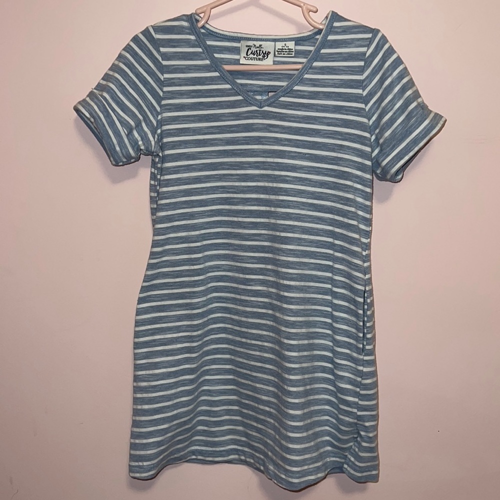 Curtsy Couture girls size 4/5 dress